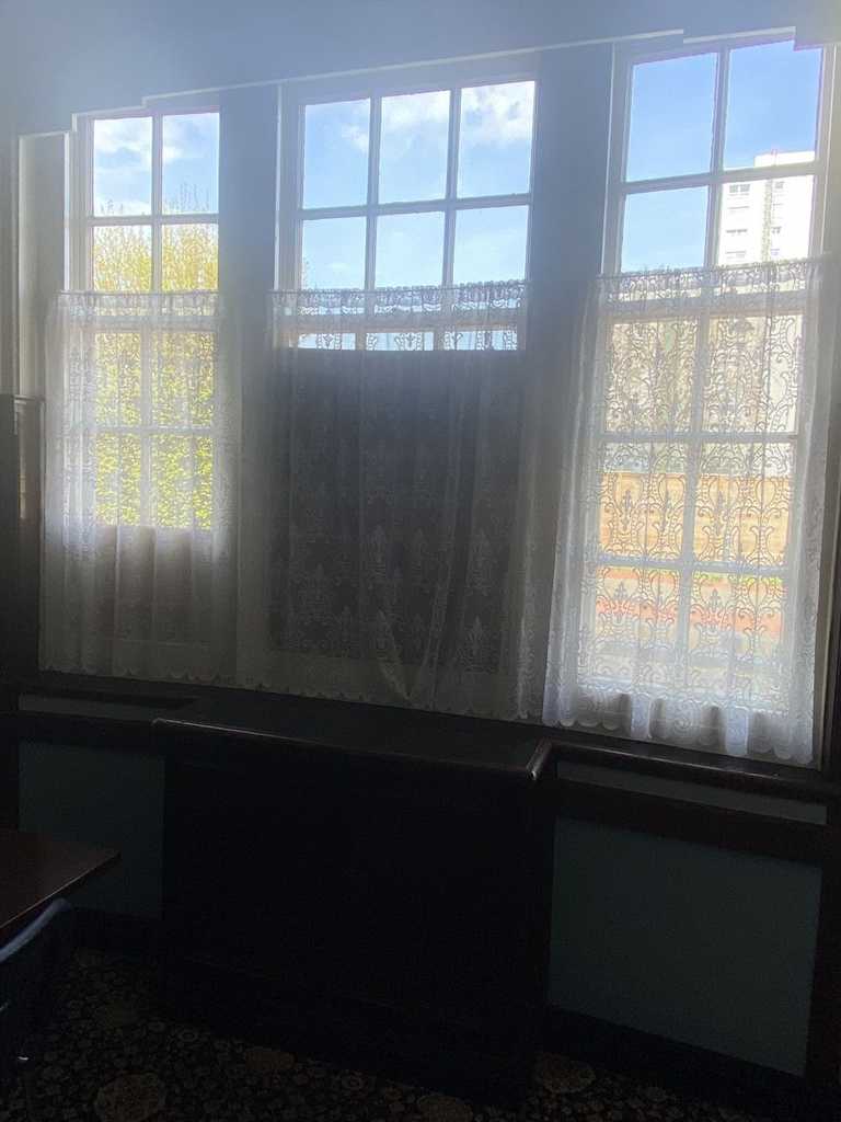 Brick thrown through window of pub at centre of golli*** doll controversy