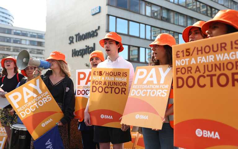 Public sector workers have been offered up to 4.5% pay rise