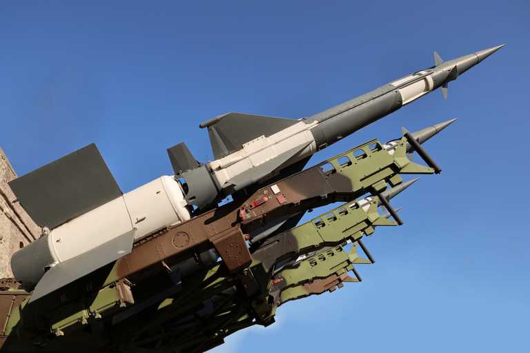 Putin tests nuclear missiles after meeting with Trump falls through