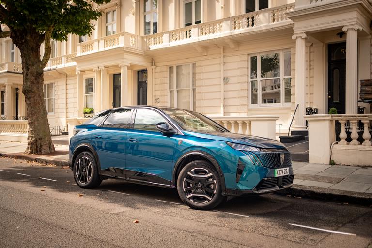 UK city could become first in country to impose higher parking price for SUVs UK city could become first in country to impose higher parking price for SUVs